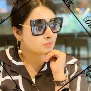 Oversize Sir Square Black Ladies Sunglass